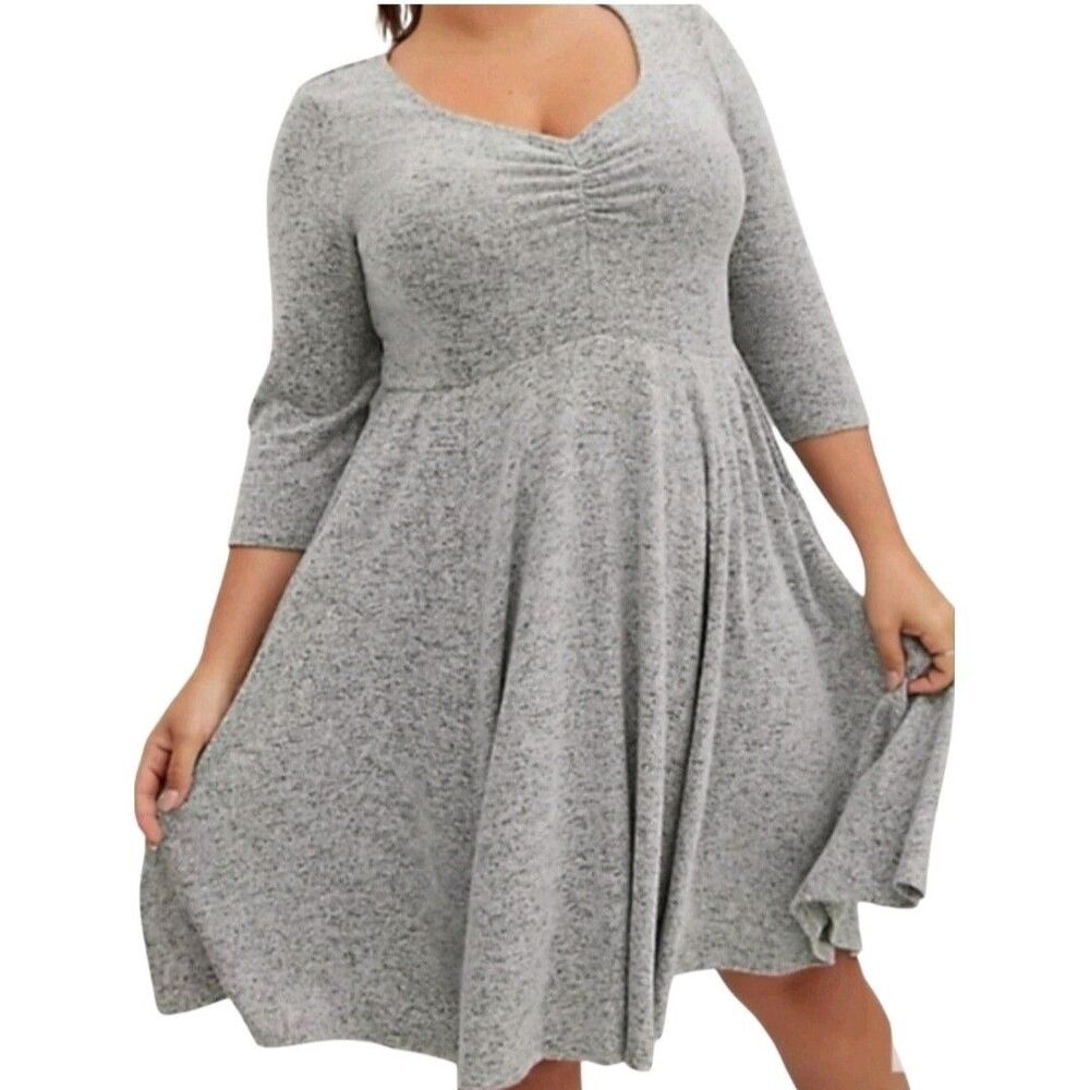 Torrid 2 Super Soft Plush Heather Gray Sweetheart Ruched Fit Flare Skater Dress